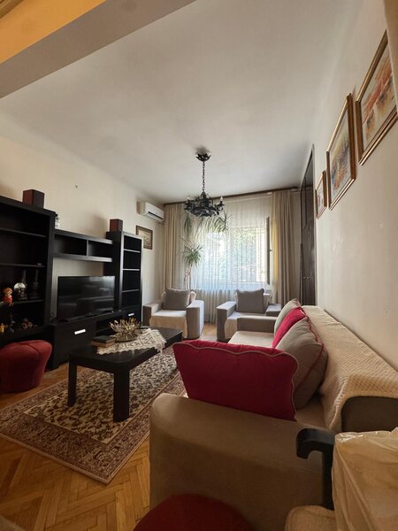 Parcul Cismigiu, apartament 2 camere, 75 mp totali, imobil reabilitat,